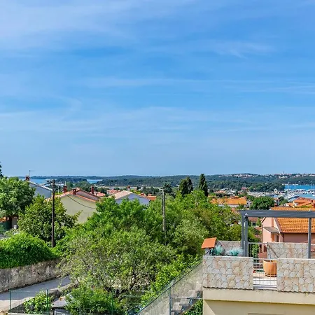 Lorencin Milka Apartment Medulin