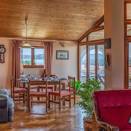 Lorencin Milka Apartmán Medulin